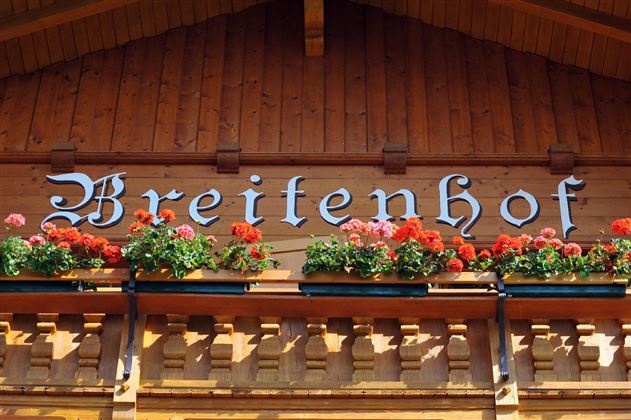 Breitenhof Header