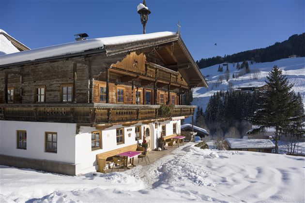 Brigglhof_Brueggelbach_15_Kirchberg_Haus_Winter