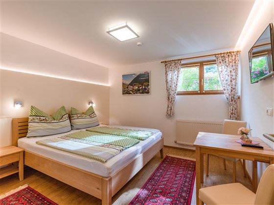 Chalet_Berta_Bichling_40_Westendorf_Schlafzimmer_2