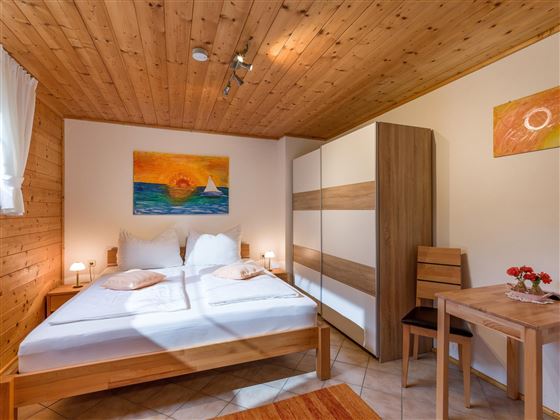 Chalet_Berta_Bichling_40_Westendorf_Schlafzimmer_1