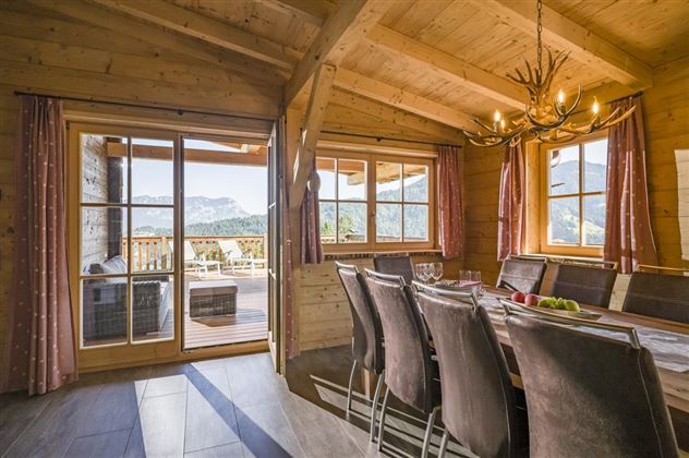 Chalet_Felsbichl_Haus_12_Woergl_Esszimmer_2