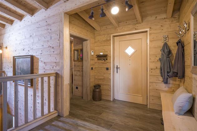 Chalet_Felsbichl_Haus_12_Woergl_Garderobe