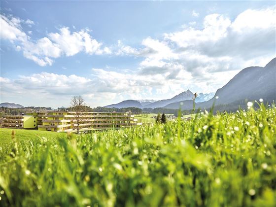 DAS SIEBEN Bad Häring Gesundheitsresort Sommer
