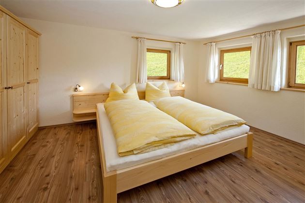 Doppelzimmer mit Zusatzbett EG