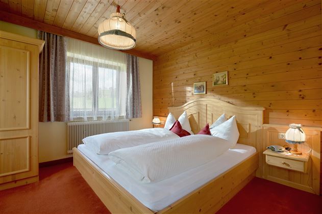 Dreibettzimmer
