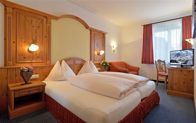 dreibettzimmer-gasthof-aschenwald-1