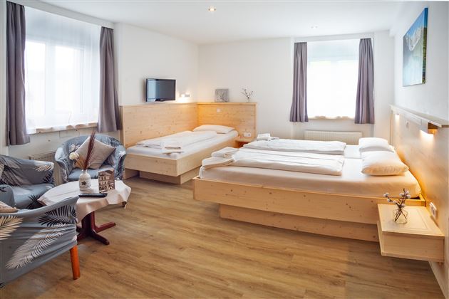Triple bedroom/Quadruple bedroom