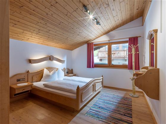 Edenalm_Marchstrasse_73_Going_Schlafzimmer