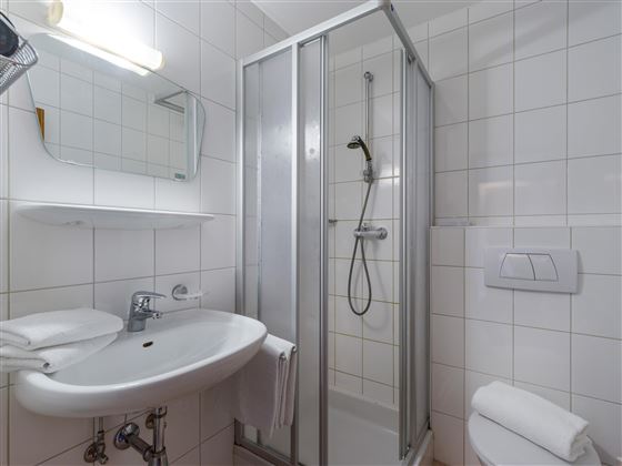 Familienzimmer Badezimmer