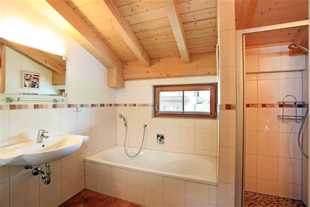 Ferienhaus-Tobias-Going-Marchstrasse-81a-Monika-Sc