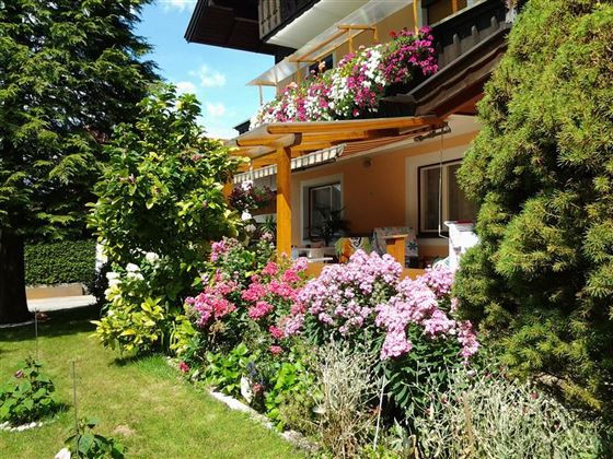 Ferienwohnung Lisa Ebbs  Haus mit Garten