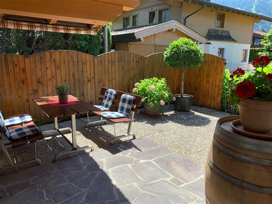 Ferienwohnung mit eigener Terrasse und Wintergarte