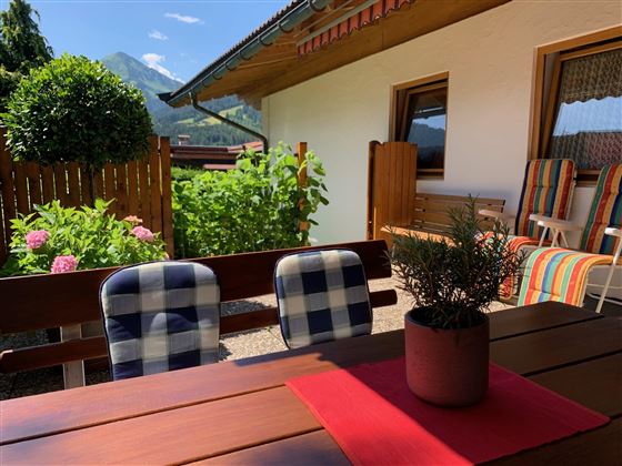 Ferienwohnung mit eigener Terrasse und Wintergarte