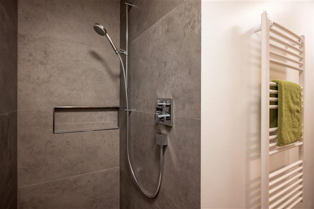 Ferienwohnung_Zirbenduft_Hopfgarten_Dusche