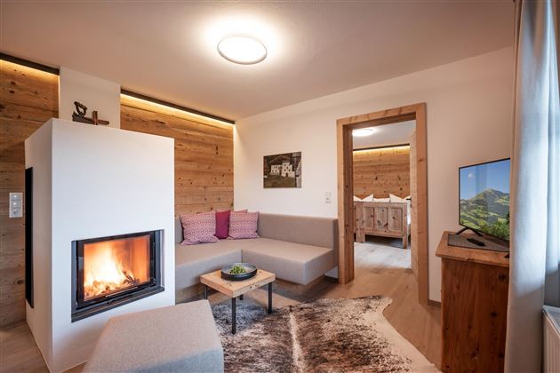Ferienwohnung_Zirbenduft_Hopfgarten_Wohnzimmer