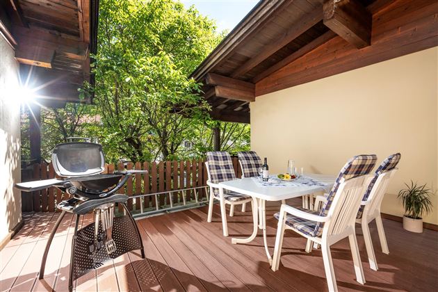 Ferienwohnungen_Hauser_Bahnhofstrasse_Terrasse1
