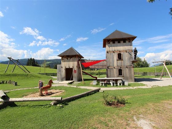 FEWO Ritterspielplatz