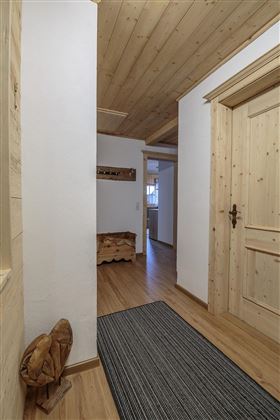 Franz_Senfter_Photography_Simmi_Appartement_Grünho