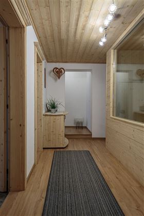 Franz_Senfter_Photography_Simmi_Appartement_Grünho