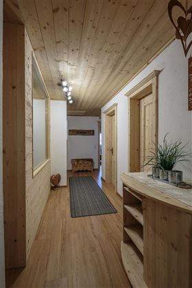 Franz_Senfter_Photography_Simmi_Appartement_Grünho