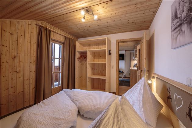 Franz_Senfter_Photography_Simmi_Appartement_Grünho
