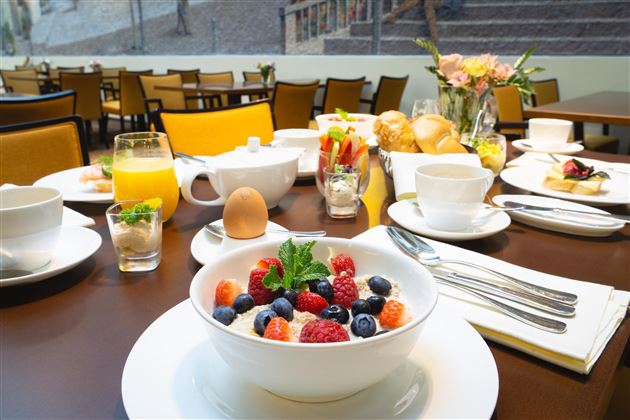 Fruehstueck im Atrium