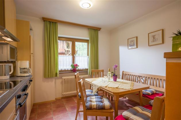 Gaestehaus_Staffner_Kirchberg_Appartement_3_Kueche
