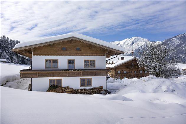 Gaestehaus_Vroni_Pfaringhof_Dorf_40_AngerbergHaus2