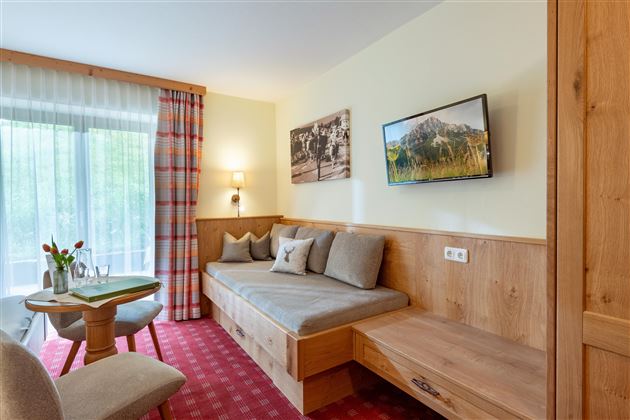 Zimmer 105