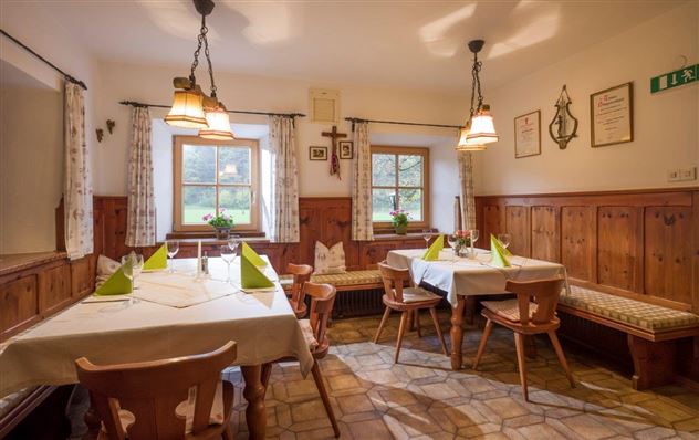 Gasthof Schönau Erl Saal