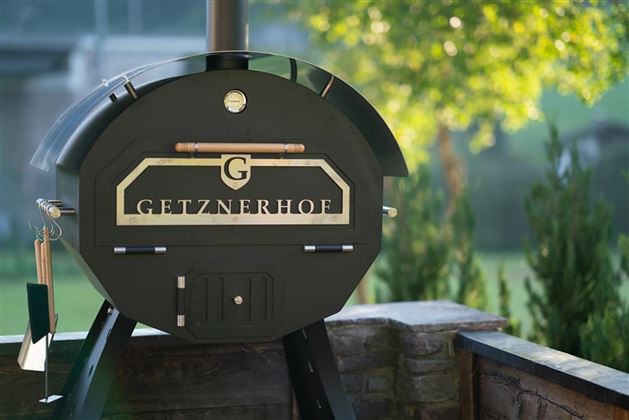 Grill auf der Terrasse