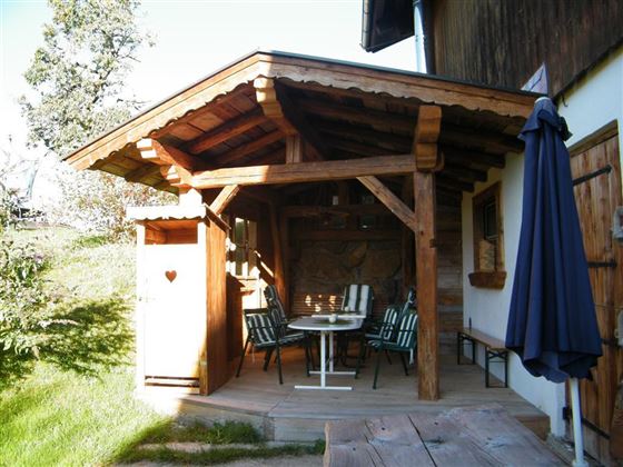 Grillplatz mit Hütte