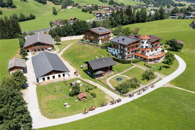Haflingerhof_Dorfstrasse_54_Westendorf_07_2022_aus