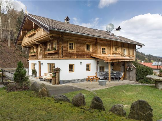 Haus aussen 2