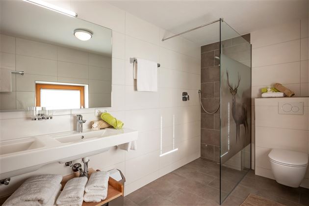 Haus_Barbara_Dorfstrasse_21_Itter_Ferienwohnung_Al
