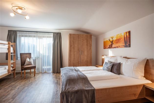 Haus_Barbara_Dorfstrasse_21_Itter_Ferienwohnung_Al