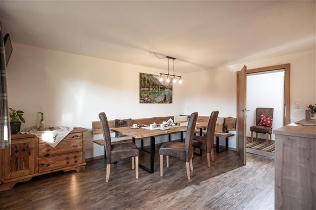 Haus_Barbara_Dorfstrasse_21_Itter_Ferienwohnung_Al