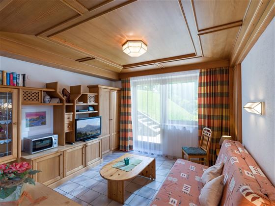 Haus_Breitenlechner_Mayrhofen_61_Woergl_Wohnzimmer