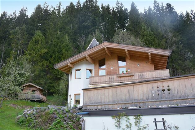 Haus-Carina-Aussenansicht
