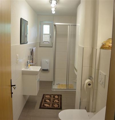 Haus-Jaworek-Wörgl-Badezimmer