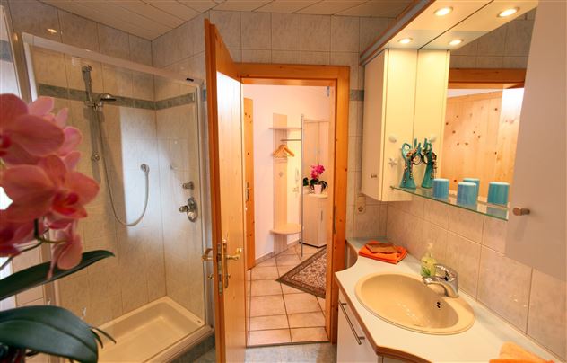 Haus-Lisbeth-Rieser-Bichling-135-Westendorf-Badezi