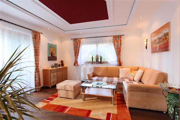 Haus-Lisbeth-Rieser-Bichling-135-Westendorf-Wohnzi