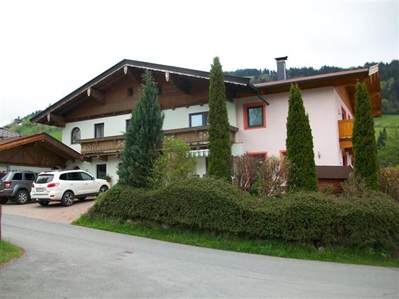 Haus Renate im Herbst