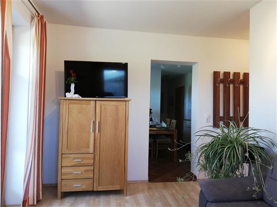 Haus-Roland-Prem-Annamarie-Lindrainweg-TV