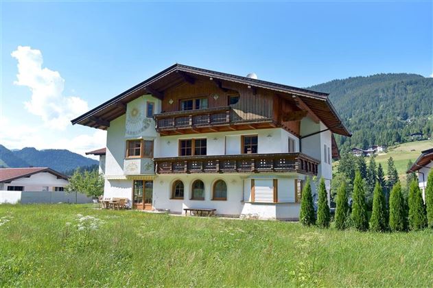 haus_sommer (1) neu größe