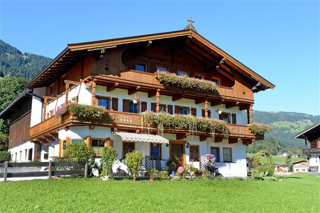 Hausansicht Sommer