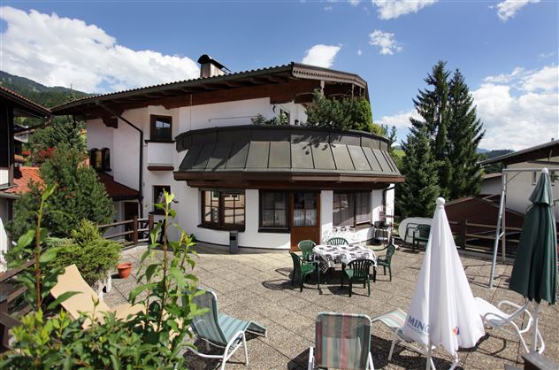 Hausansicht Sommer