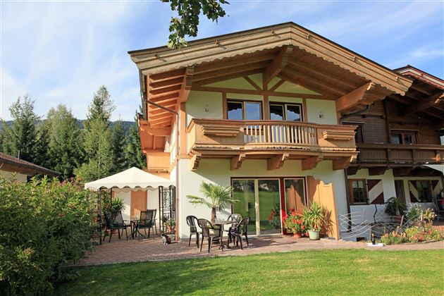 Hausansicht Sommer