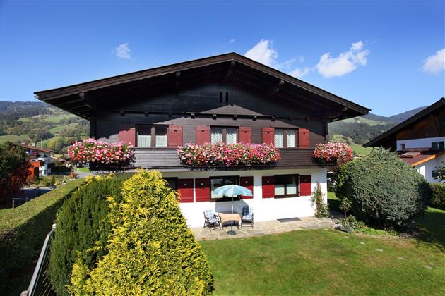 Hausansicht Sommer1
