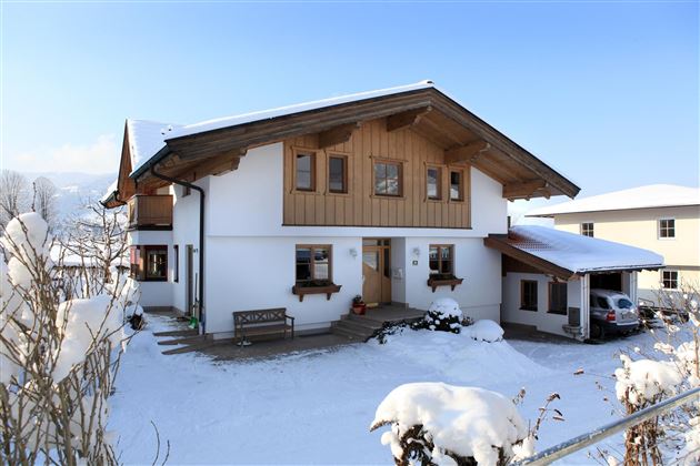 Hausansicht_Winter